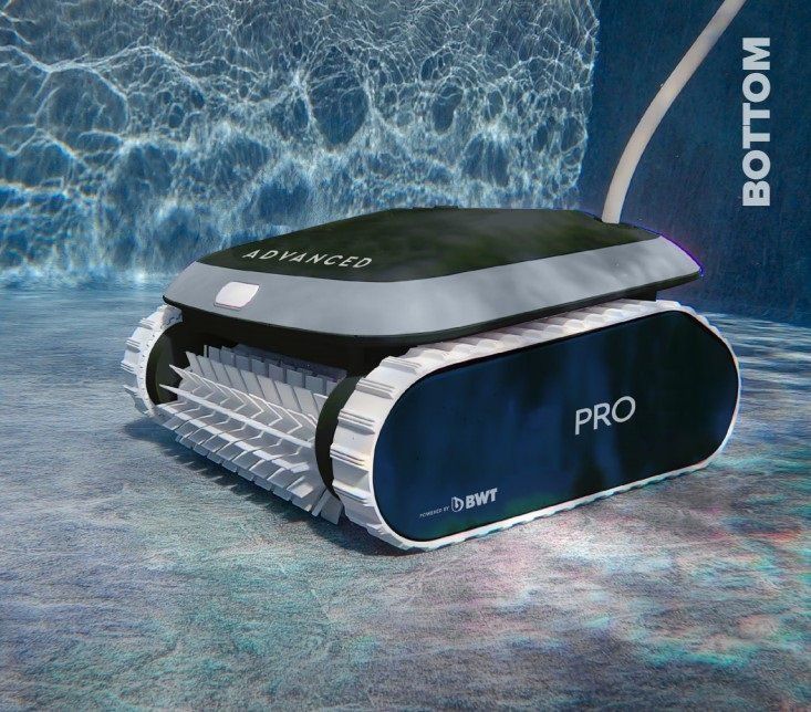 Pool robot P600 for pools up to 15m length incl. 4D filter